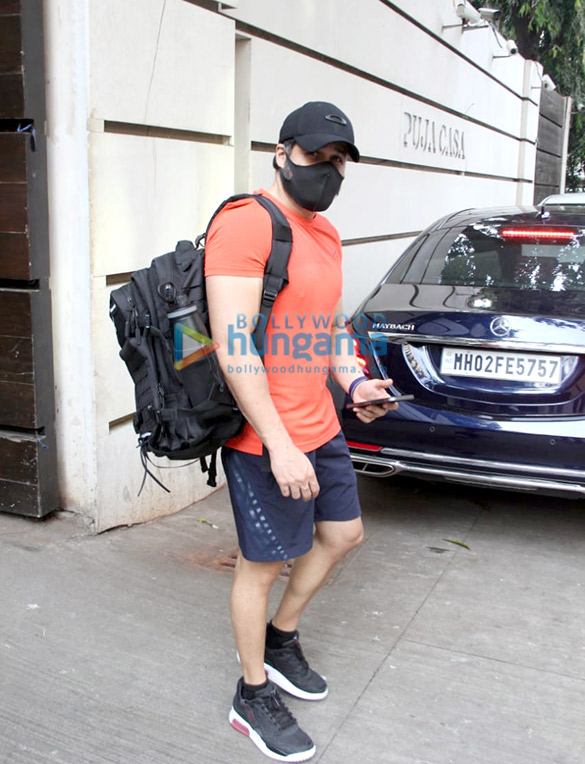 photos emraan hashmi spotted at the gym in khar 1