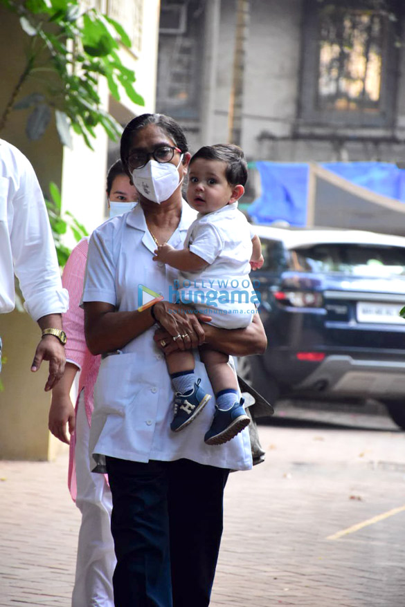 photos jehangir ali khan spotted at bandra 4