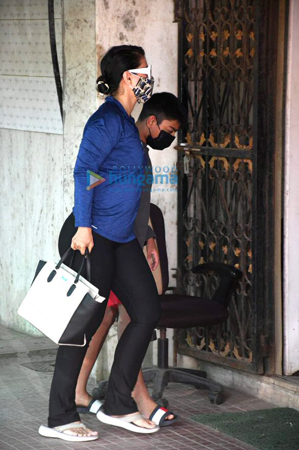 photos kajol snapped with her son at pilates class 3