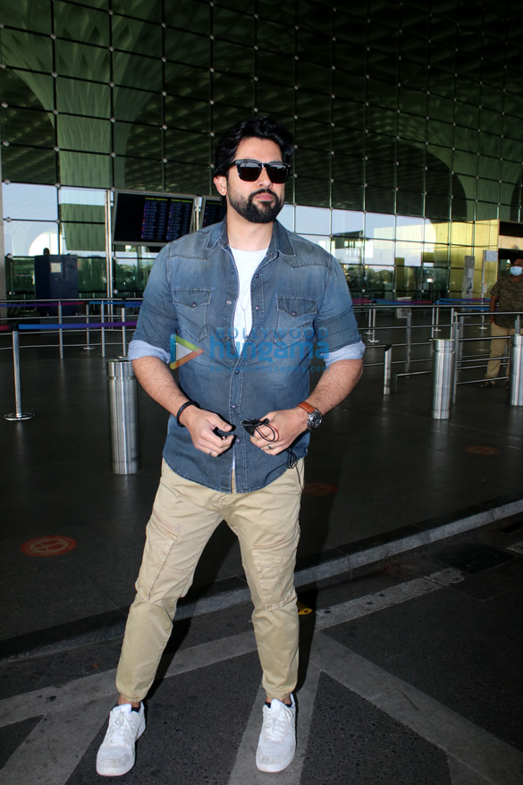 photos kangana ranaut athiya shetty and aftab shivdasani snapped at the airport 5
