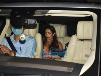 Photos: Malaika Arora snapped at Kareena Kapoor Khan’s house in Bandra Photos: Malaika Arora snapped at Kareena Kapoor Khan’s house in Bandra