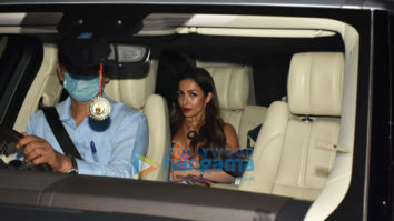 Photos: Malaika Arora snapped at Kareena Kapoor Khan’s house in Bandra