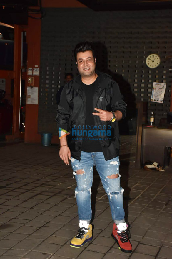 photos riteish deshmukh and genelia dsouza at aayush sharma and arpita khans anniversary bash