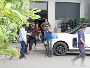 Photos: Salman Khan spotted at Kalina airport