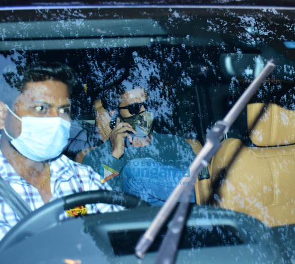 photos vicky kaushal spotted leaving from katrina kaifs house 00 4