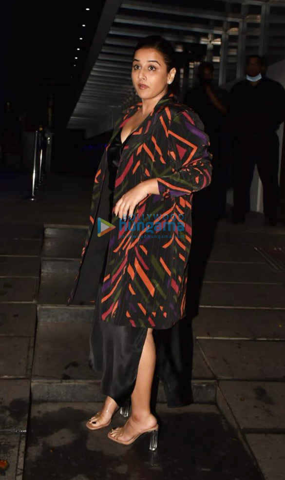 photos vidya balan spotted at hakkasan in bandra 3