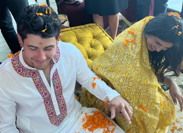 Priyanka Chopra and Nick Jonas perform Diwali puja at their Los Angeles home, see photos Priyanka Chopra and Nick Jonas perform Diwali puja at their Los Angeles home, see photos