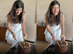 Sanjay Kapoor shares a video of Shanaya Kapoor as she giggles while cutting her Oscar themed birthday cake, watch