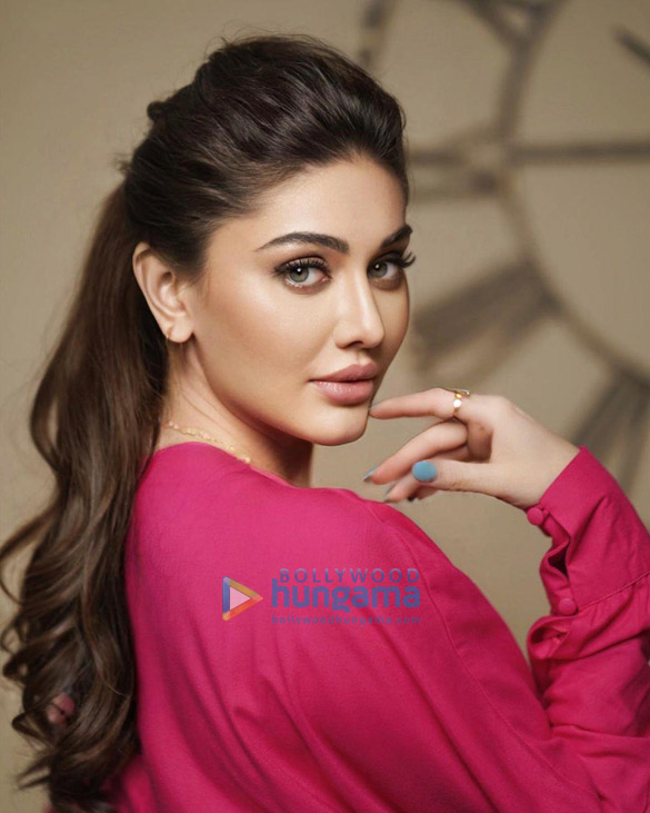 shefali jariwala 654 3