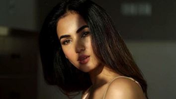 Celeb Photos Of Sonal Chauhan