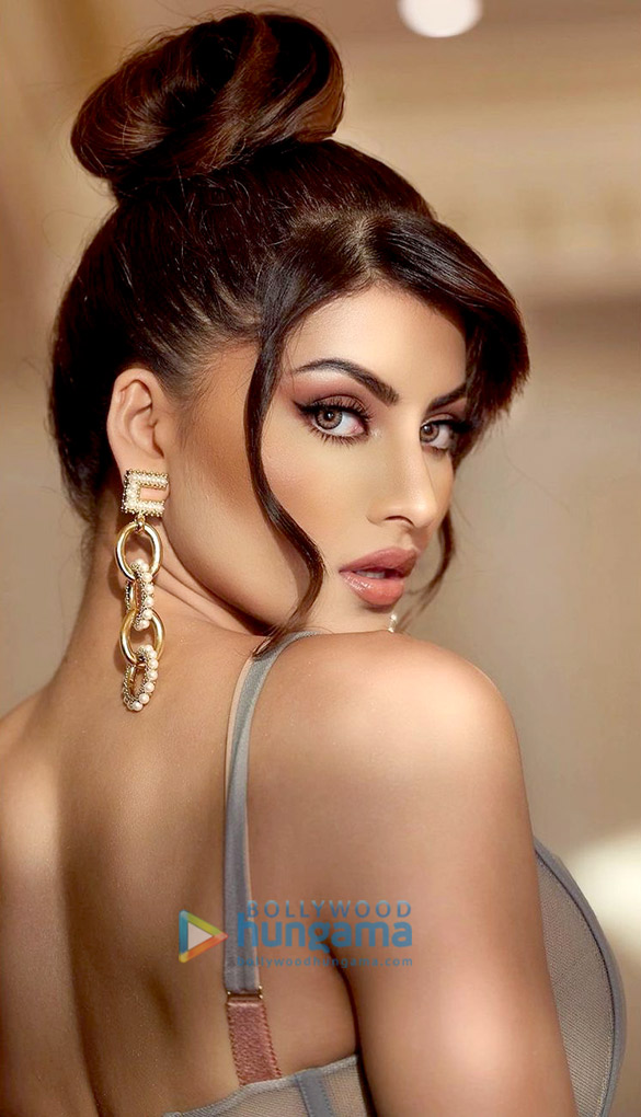 urvashi rautela 654