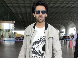 This is what Kartik Aaryan is currently reading