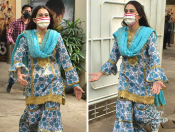 Sara Ali Khan panics after she loses her phone Sara Ali Khan panics after she loses her phone