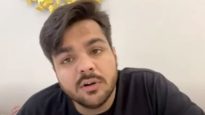 Ashish Chanchlani Carryminati, ‘Youtube vs Tik-Tok’ video se kitna paisa kamaya Rapid Fire Ashish Chanchlani Carryminati, ‘Youtube vs Tik-Tok’ video se kitna paisa kamaya Rapid Fire