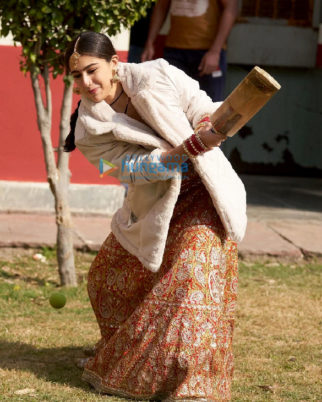On The Sets Of The Movie Atrangi Re