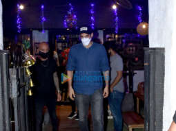 Photos: Aditya Roy Kapur snapped at Hakim’s Aalim salon