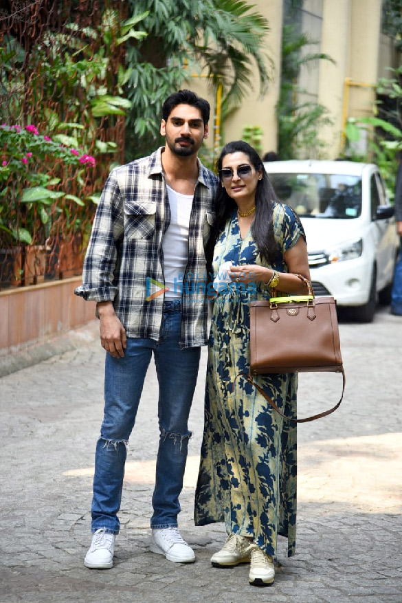 photos ahan shetty tara sutaria and milan luthria snapped at prime beach apartments juhu to celebrate tadap success 4