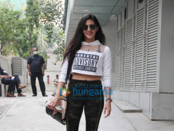 Photos: Amyra Dastur spotted in Bandra