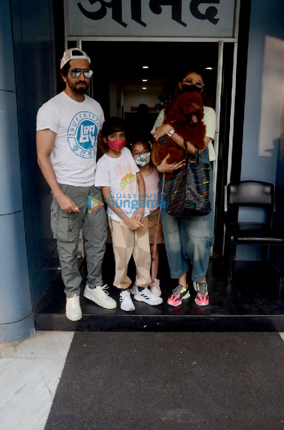 Photos: Ayushmann Khurrana snapped with family in Juhu