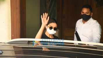 Photos: Deepika Padukone spotted at a dubbing studio in Bandra
