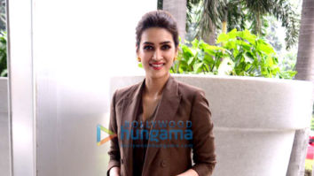 Photos: Kriti Sanon spotted at Le Meridien hotel in New Delhi