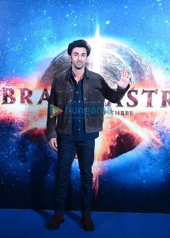 photos ranbir kapoor alia bhatt ayan mukerji snapped at brahmastra motion poster launch in delhi 5