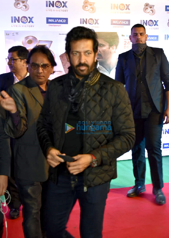 photos ranveer singh and kabir khan snapped at 83 screening in delhi 4