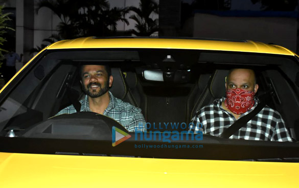 photos ranveer singh and rohit shetty snapped at kalina airport 3