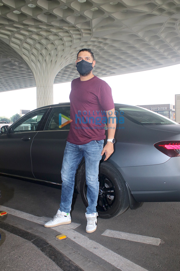 photos raveena tandon rana daggubati and others snapped at the airport 4