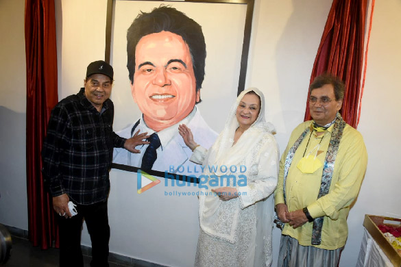 photos saira banu subhash ghai and dharmendra snapped in mumbai1 4