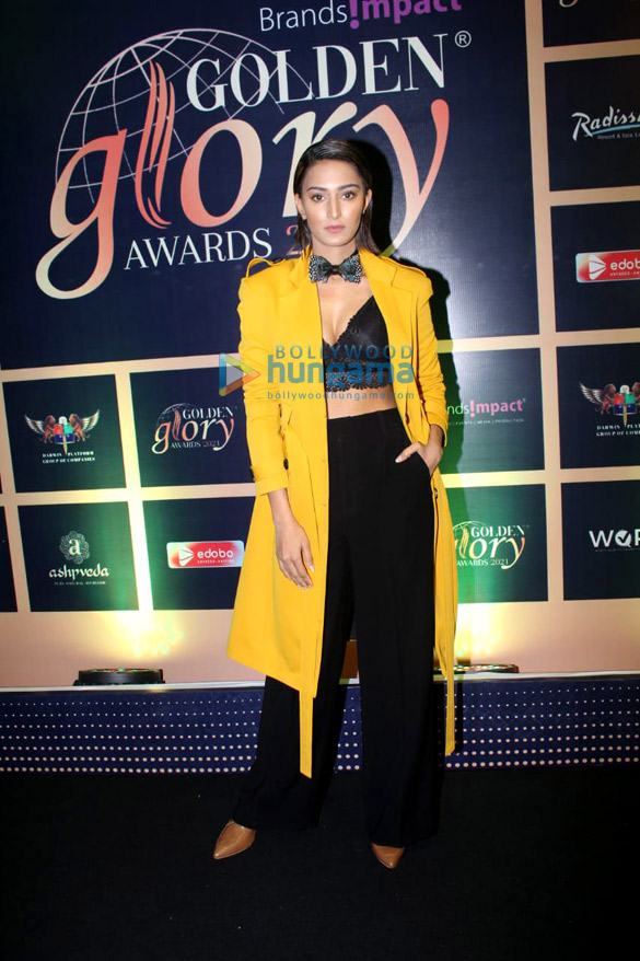 photos sangeeta bijlani esha deol sayani gupta and others snapped at golden glory awards 2021 6