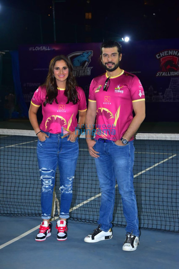 Photos Sania Mirza, Aditi Rao Hydari and others snapped at Tennis Premier  League (10) | Sania Mirza Images - Bollywood Hungama