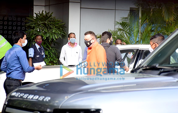 photos sanjay dutt and ram charan snapped at kalina airport 5