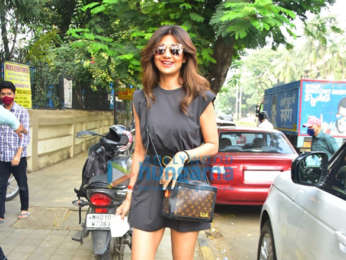 Photos Shilpa Shetty and Ekta Kapoor snapped at a salon in Juhu