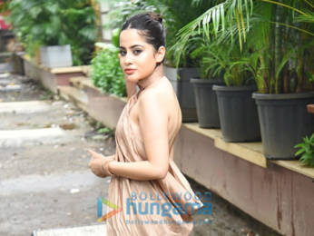 Photos: Urfi Javed snapped at Yazu - Pan Asian Supper Club, Andheri