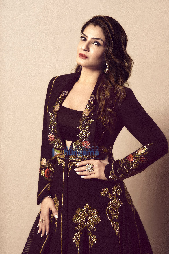 raveena tandon 4 3