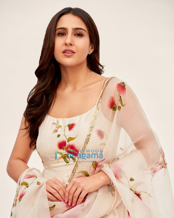 sara ali khan 5 11