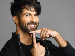 Shahid Kapoor’s pens down a cute note expressing excitement for the release of Jersey; says “Jersey is on my mind”