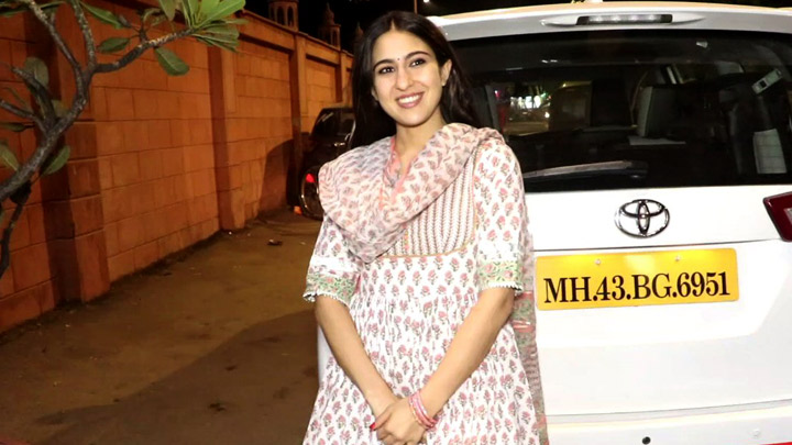 Spotted: Sara Ali Khan talking about her viral video of scolding the security staff Spotted: Sara Ali Khan talking about her viral video of scolding the security staff