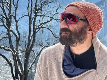 Sunny Deol reaches Manali to ring his New Year celebrations; shares pics Sunny Deol reaches Manali to ring his New Year celebrations; shares pics