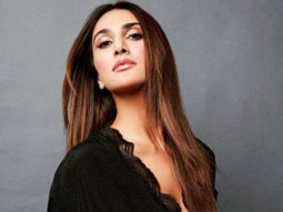 Vaani Kapoor: “Hrithik texted me during interval of Chandigarh Kare Aashiqui & he…”| Rapid Fire