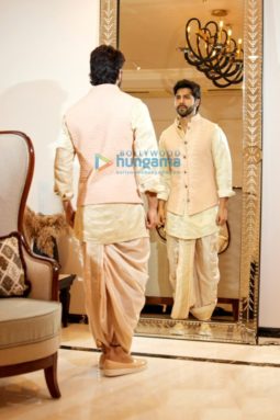 Celeb Photos Of Varun Dhawan