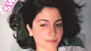 Anushka Sharma shares a sweaty selfie flaunting her post-workout glow