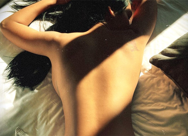 Esha Gupta flaunts her curves as she goes topless for photoshoot
