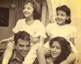 Hema Malini shares an old family photo with Dharmendra, Esha, and Ahana Deol Hema Malini shares an old family photo with Dharmendra, Esha, and Ahana Deol