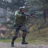 Mission Frontline Farahan Akhtar gets first-hand experience in operating weapons and neutralising terrorists as he spends a day with 3 Rashtriya Rifles battalion