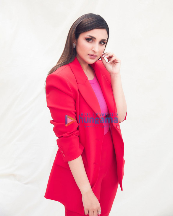 parineeti chopra 5 9