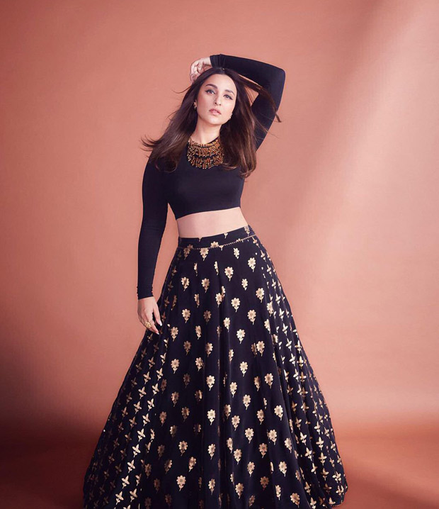 Parineeti Chopra casts a spell in black crop top and gold printed skirt for Hunarbaaz