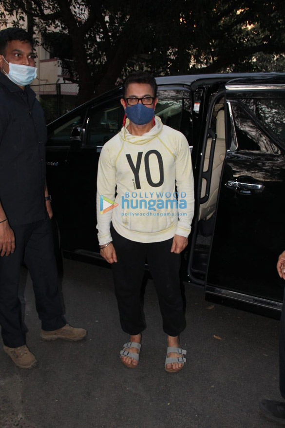 photos aamir khan and kiran rao spotted at a dubbing studio in bandra 5