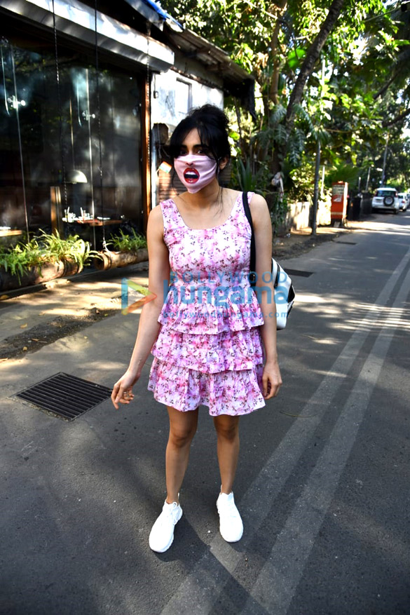 Photos: Adah Sharma snapped in Juhu Photos: Adah Sharma snapped in Juhu
